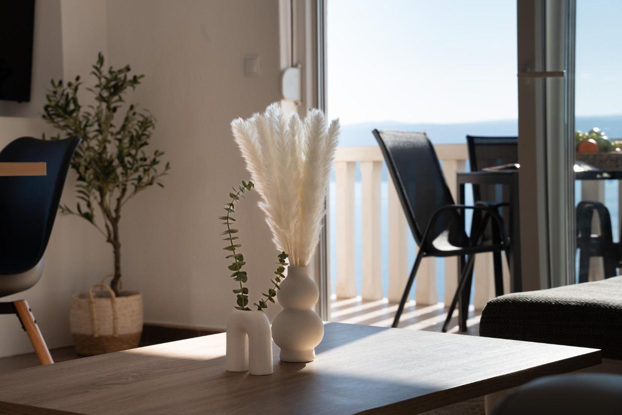 Sunny Hill Apartments With Rooftop Pool Čelina Exterior foto